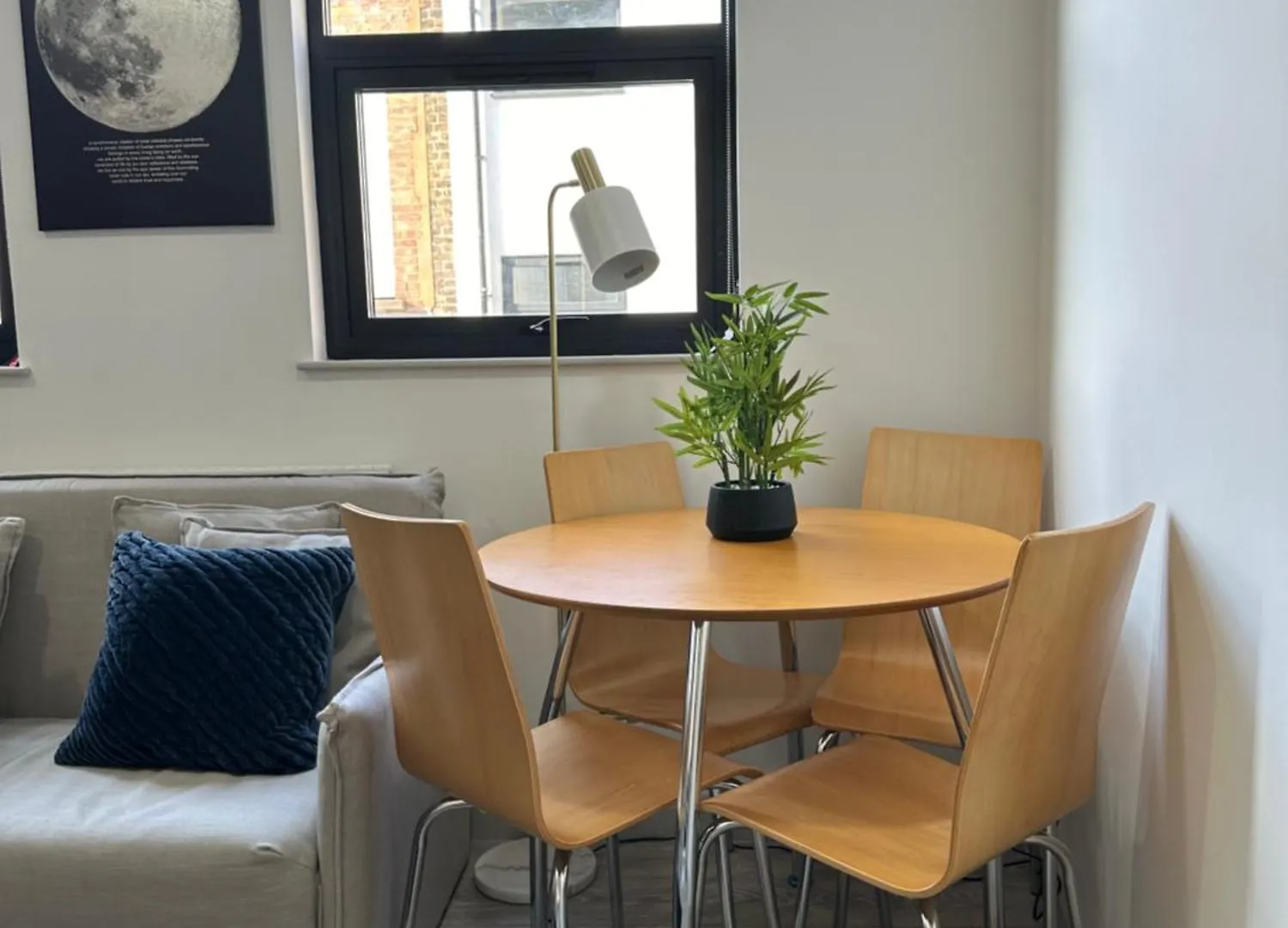 Luxury 1 Bedroom With Open Plan Kitchen For 6 Person In Central London! E1 Apartment